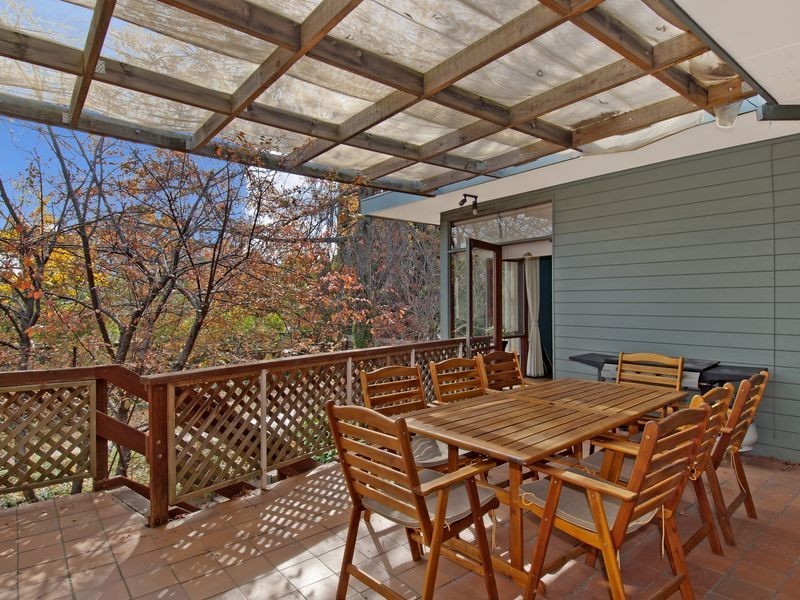 27 Lynch Street, Hughes ACT 2605