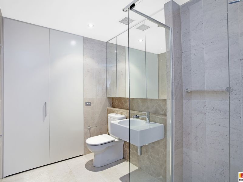 158/15 Coranderrk Street, City ACT 2601