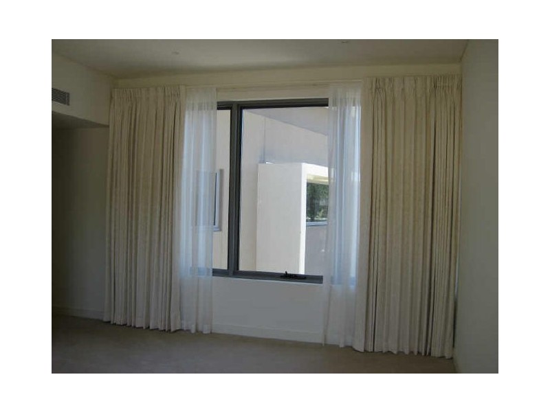 203/17 State Circle, Forrest ACT 2603