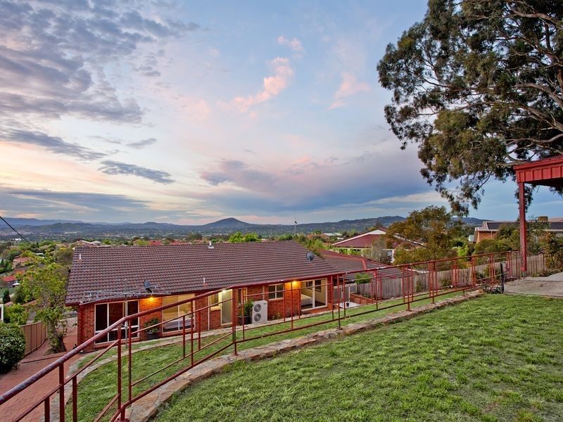 13 Tatchell Street, Calwell ACT 2905