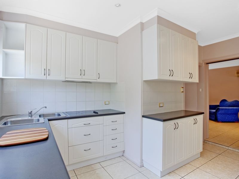 200 Monaro Crescent, Red Hill ACT 2603