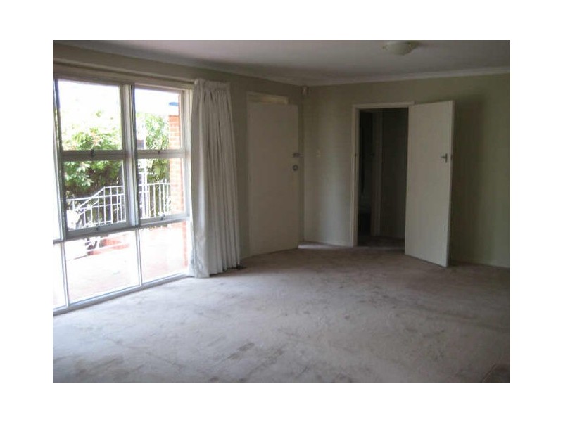 296 Goyder Street, Narrabundah ACT 2604