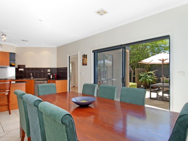2/10 Weetman Place, Nicholls ACT 2913