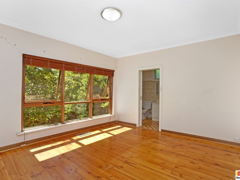 4 Clarke Street, Yarralumla ACT 2600