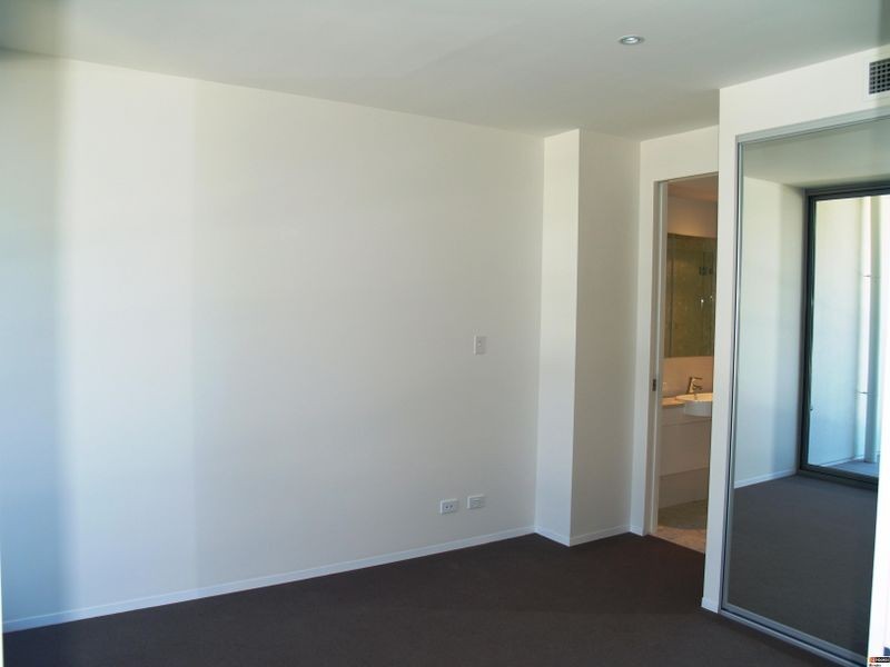 32/11 Trevillian Quay, Kingston ACT 2604