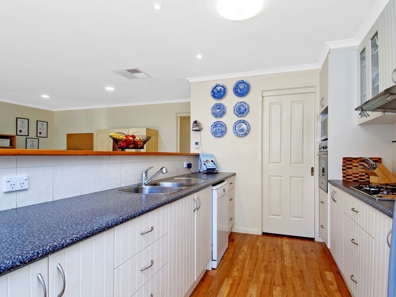 13 Throssell Street, Curtin ACT 2605