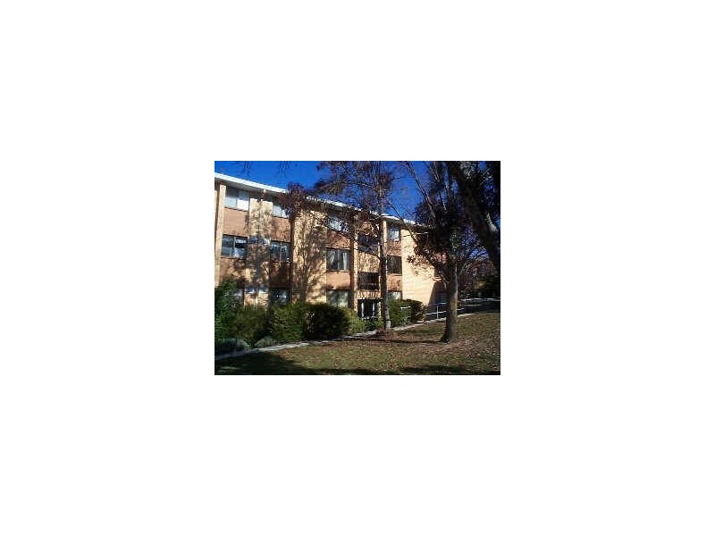 10/8 Walsh Place, Curtin ACT 2605