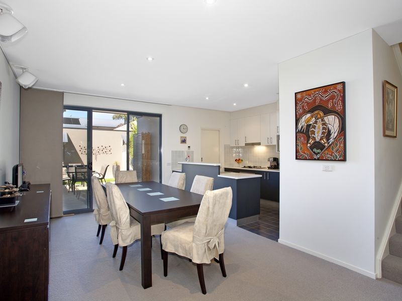 5/25 Jerrabomberra Avenue, Narrabundah ACT 2604