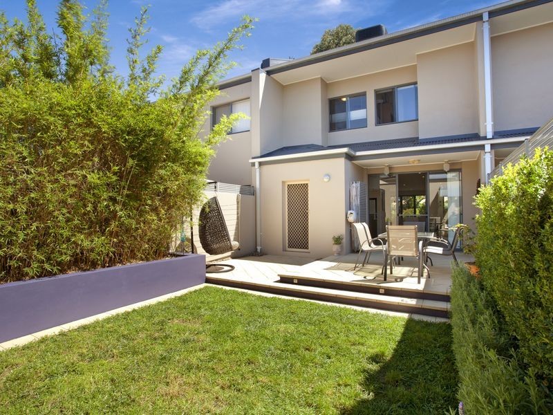 5/25 Jerrabomberra Avenue, Narrabundah ACT 2604