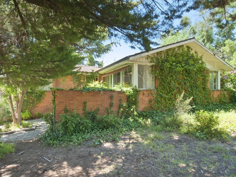 7 Embley Street, Holder ACT 2611