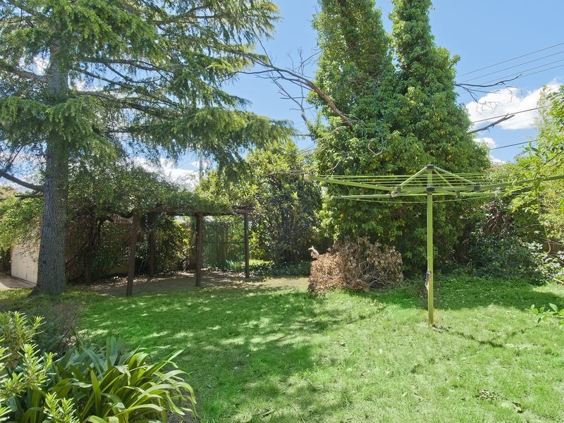 7 Embley Street, Holder ACT 2611