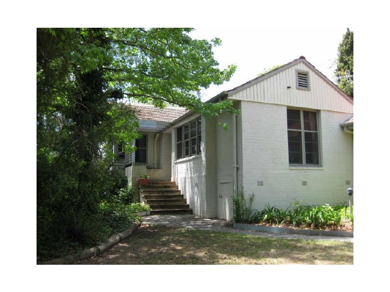 108 Strickland Crescent, Deakin ACT 2600