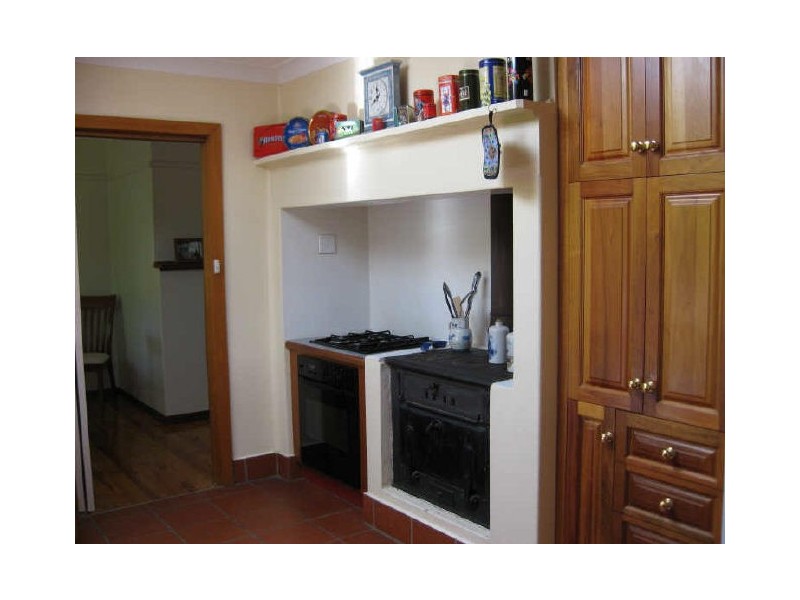 108 Strickland Crescent, Deakin ACT 2600