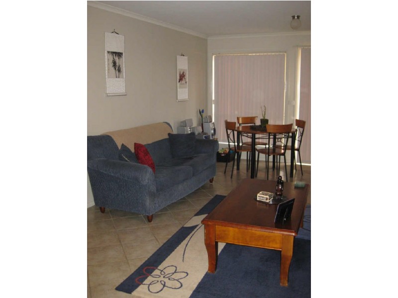 7 Colverwell Crescent, Jerrabomberra NSW 2619