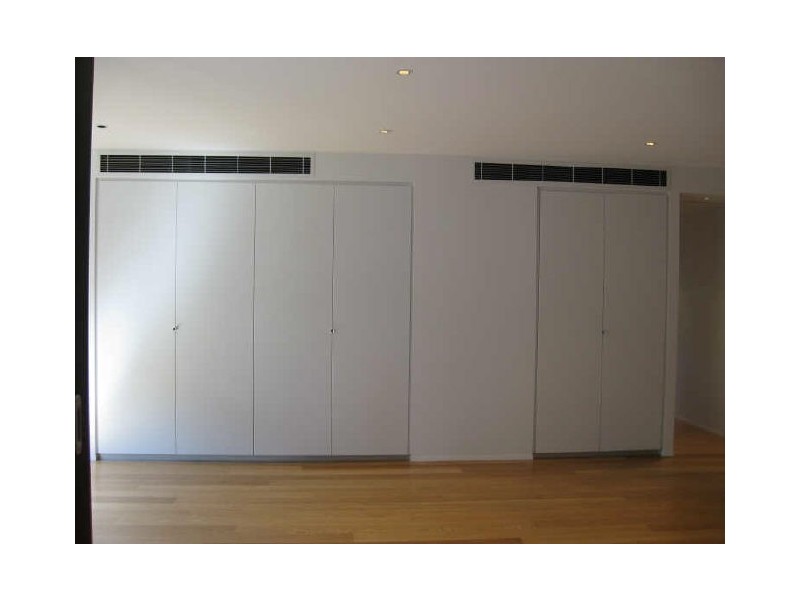 16/11 National Circuit, Barton ACT 2600