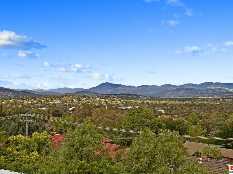 18 Harbison Crescent, Wanniassa ACT 2903