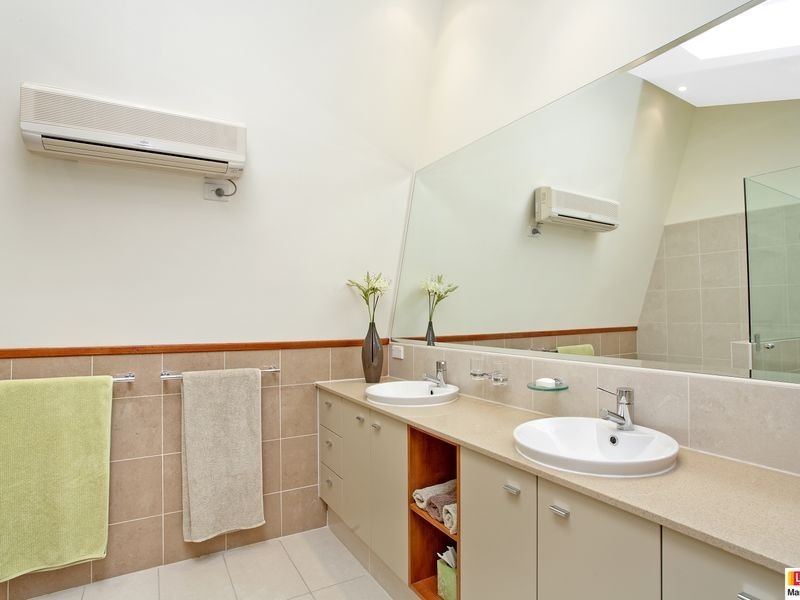 18 Harbison Crescent, Wanniassa ACT 2903