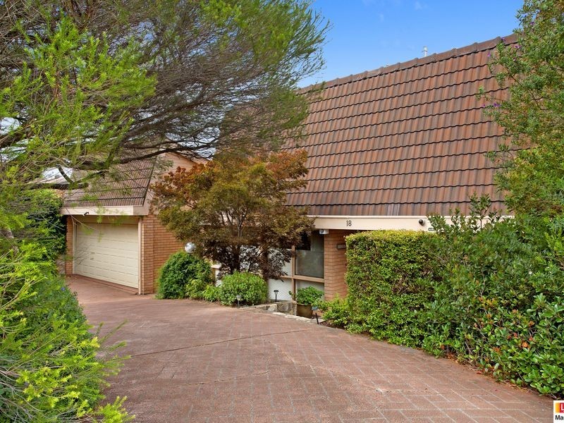 18 Harbison Crescent, Wanniassa ACT 2903