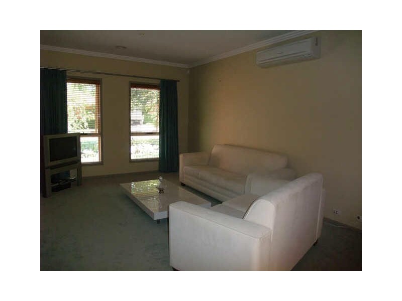 10A Frome Street, Narrabundah ACT 2604