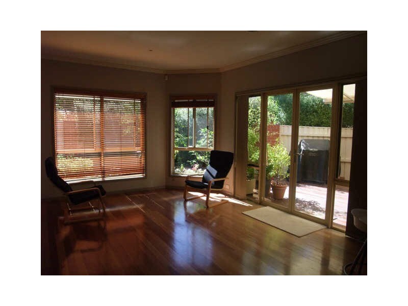 10A Frome Street, Narrabundah ACT 2604