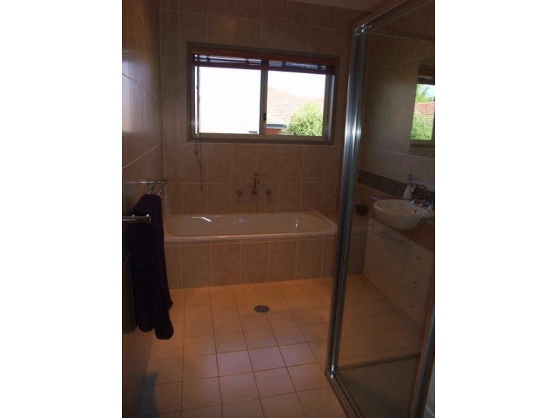 10A Frome Street, Narrabundah ACT 2604