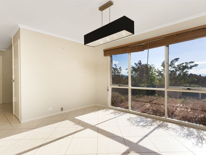 12 Whitty Crescent, Isaacs ACT 2607