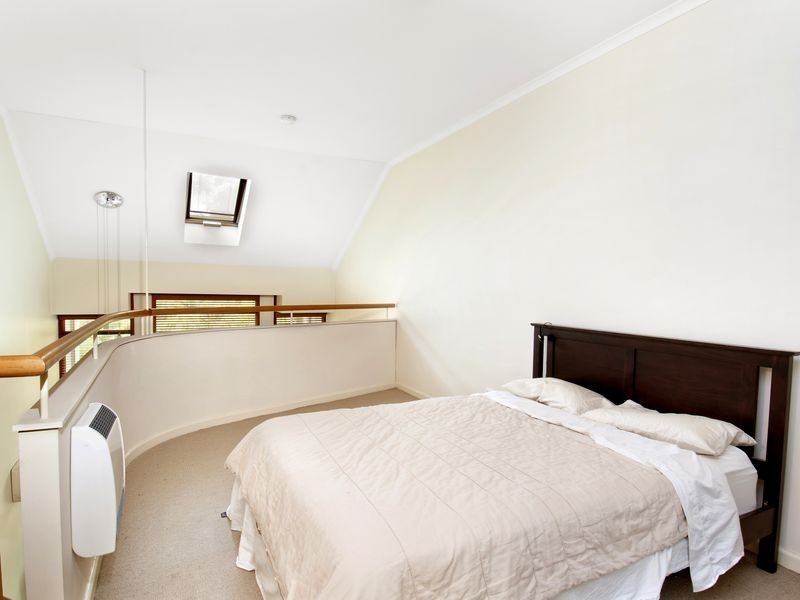 27/18 Captain Cook Crescent, Griffith ACT 2603