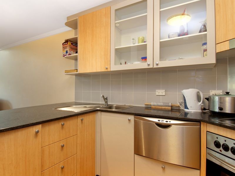 27/18 Captain Cook Crescent, Griffith ACT 2603