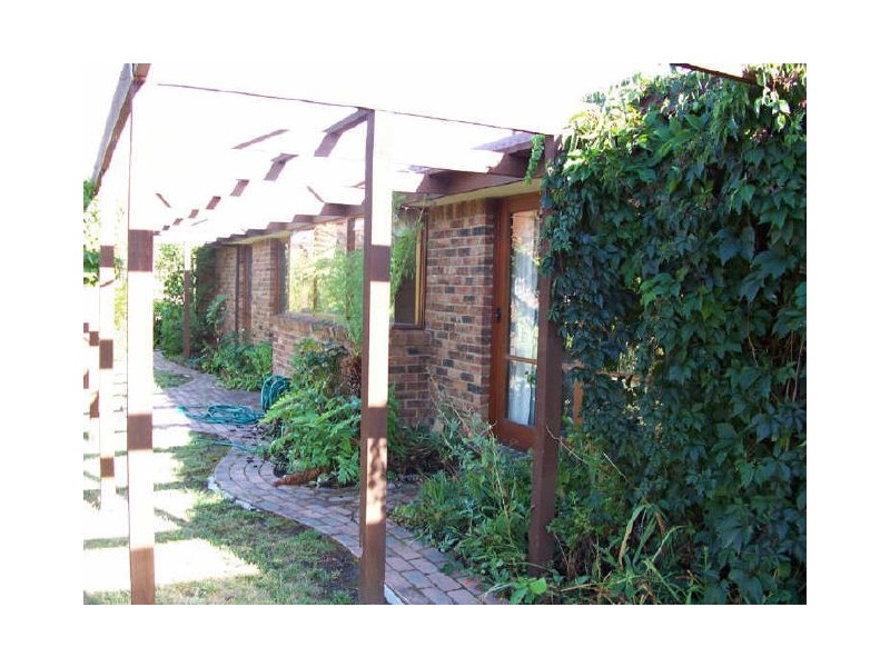 12 Bromby Street, Isaacs ACT 2607