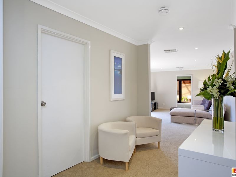 15 Macfarland Crescent, Chifley ACT 2606