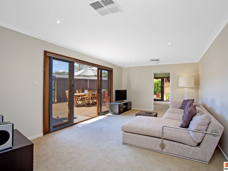 15 Macfarland Crescent, Chifley ACT 2606