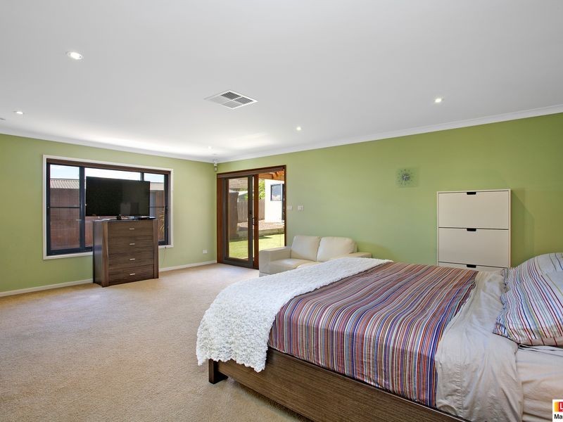 15 Macfarland Crescent, Chifley ACT 2606