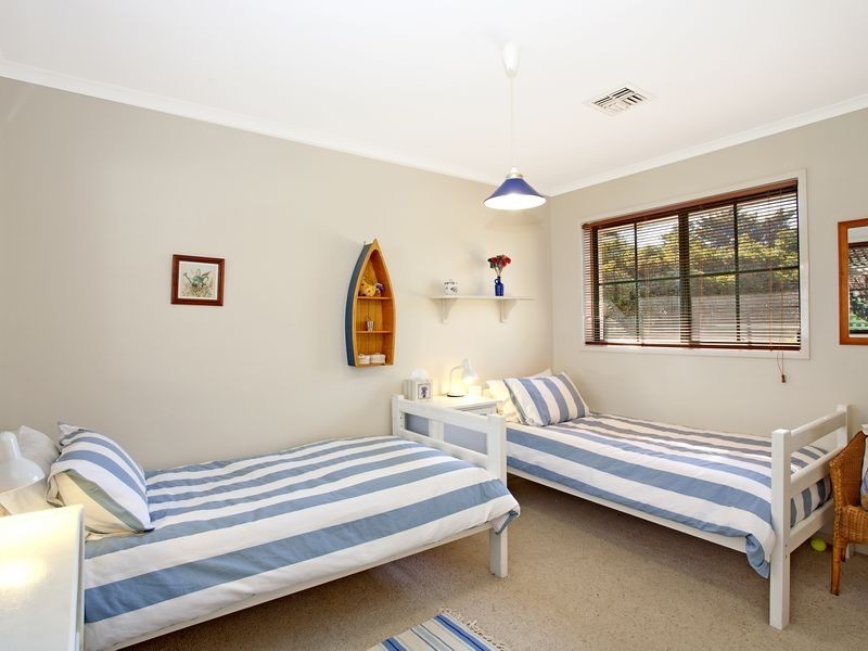 9 Holman Street, Curtin ACT 2605