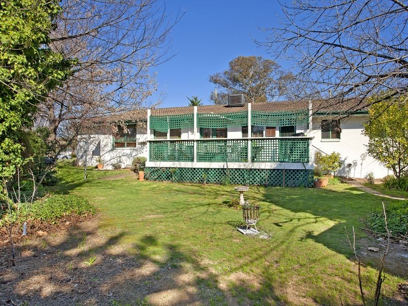 9 Holman Street, Curtin ACT 2605