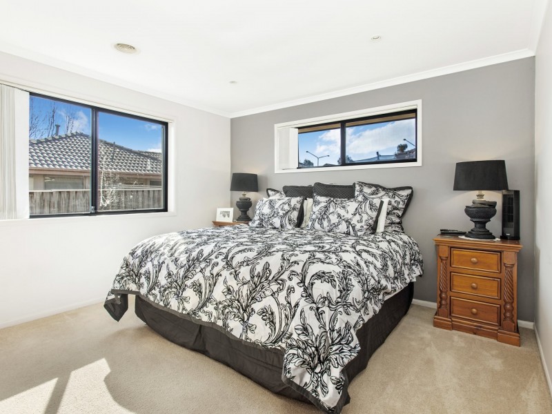 6 McGilvray Close, Gordon ACT 2906