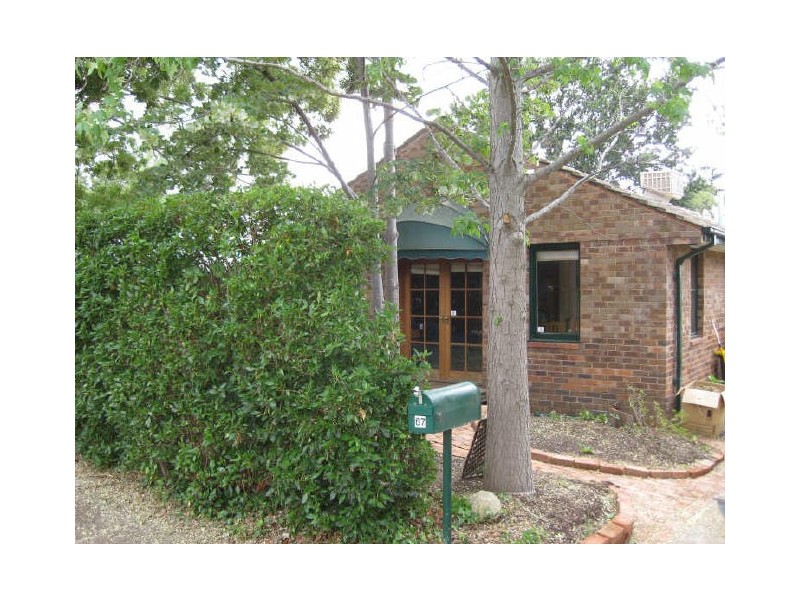 67 Walker Crescent, Narrabundah ACT 2604