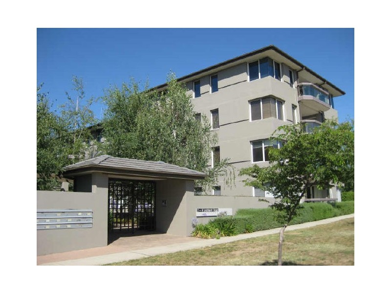 4/2 “The Domain” Leichhardt Street, Griffith ACT 2603
