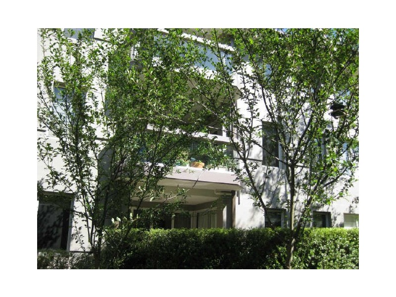 4/2 “The Domain” Leichhardt Street, Griffith ACT 2603