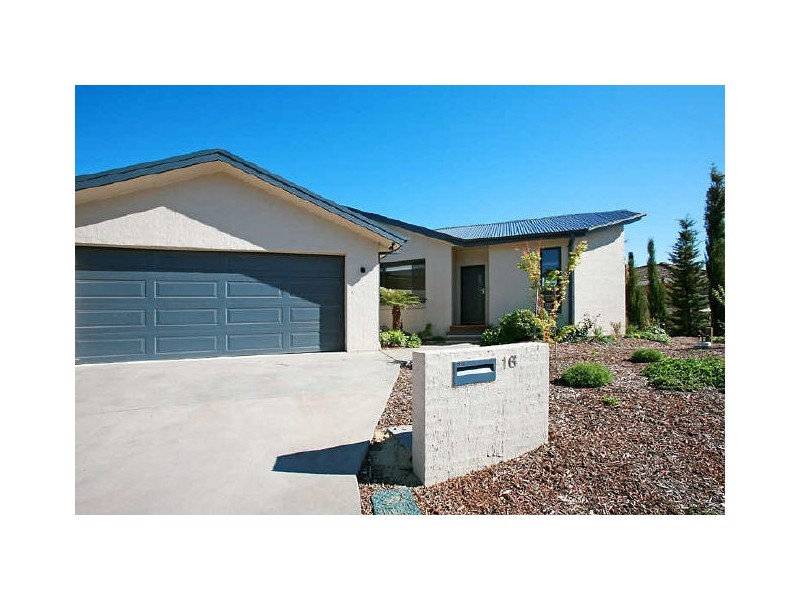 16 McCann Street, Torrens ACT 2607
