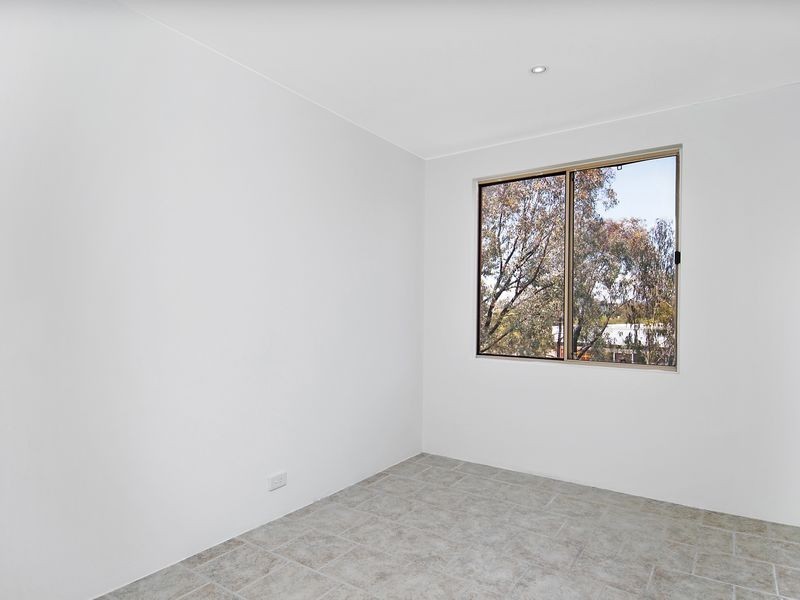 4/2 Ranken Place, Belconnen ACT 2617