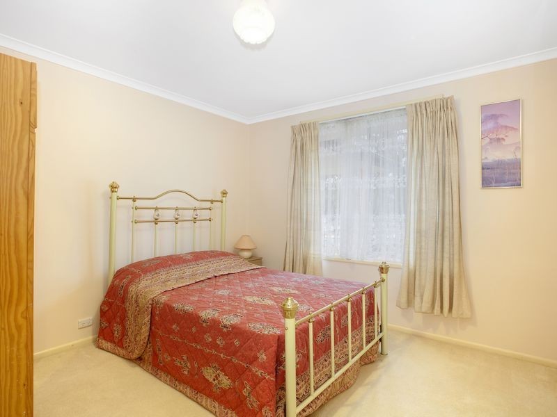 41 Charteris Crescent, Chifley ACT 2606