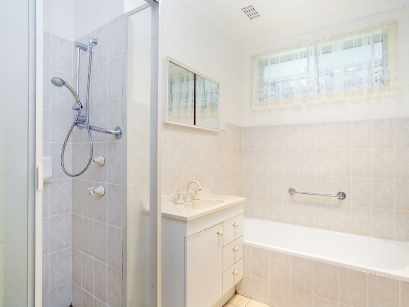 41 Charteris Crescent, Chifley ACT 2606