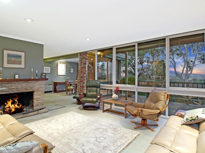 14 Hamelin Crescent, Narrabundah ACT 2604