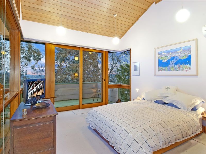 14 Hamelin Crescent, Narrabundah ACT 2604