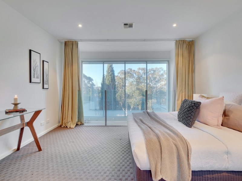 24/36 Canberra Avenue, Forrest ACT 2603