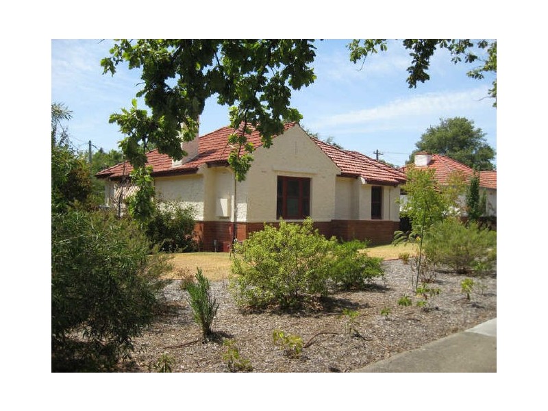 26 Booroondara Street, Reid ACT 2612