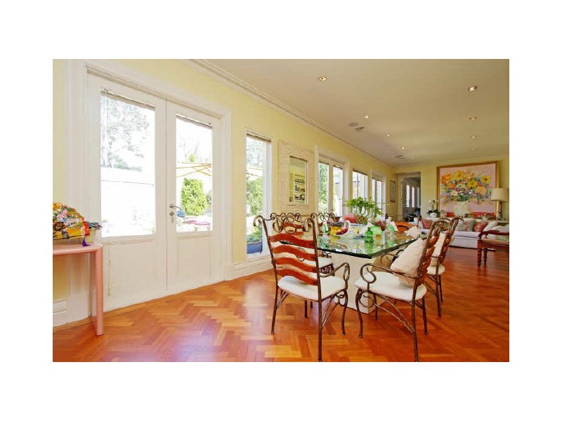 Francis Street, Red Hill ACT 2603