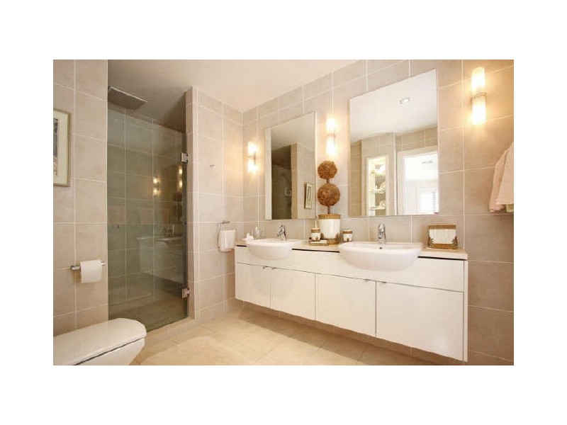 Francis Street, Red Hill ACT 2603