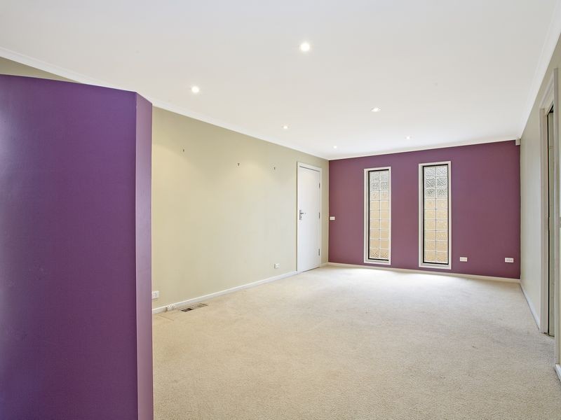 10 Lyle Place, Chifley ACT 2606