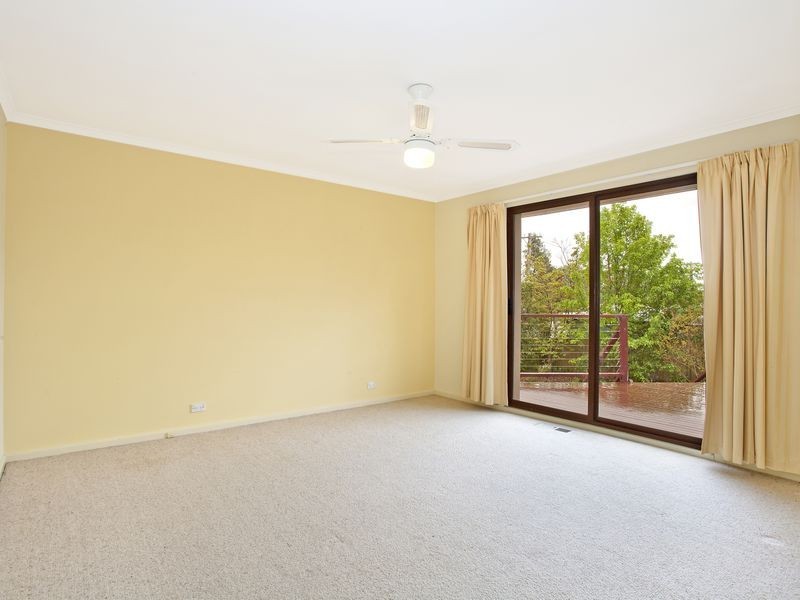 10 Lyle Place, Chifley ACT 2606